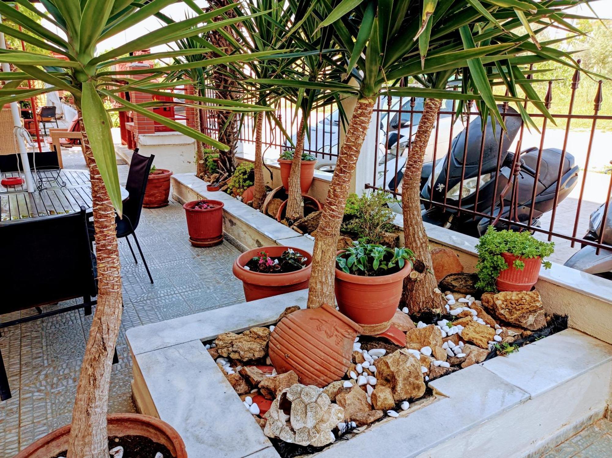 Blue Moon Accommodation Nea Michaniona Exterior foto