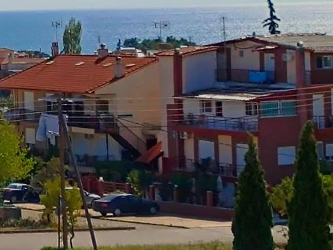 Blue Moon Accommodation Nea Michaniona Exterior foto